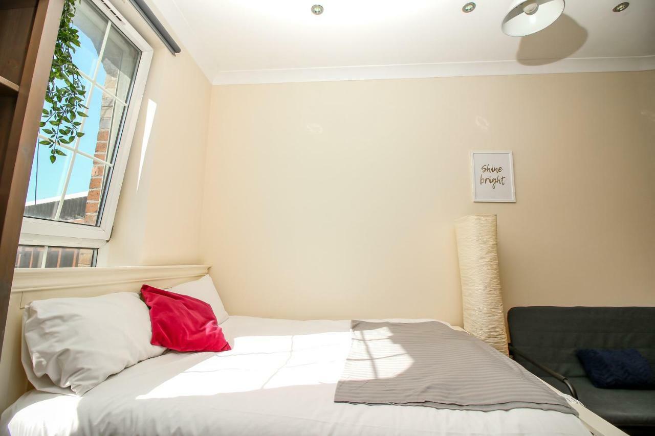 Private En-Suite Room @ Liverpool Street, Brick Ln London Exterior photo